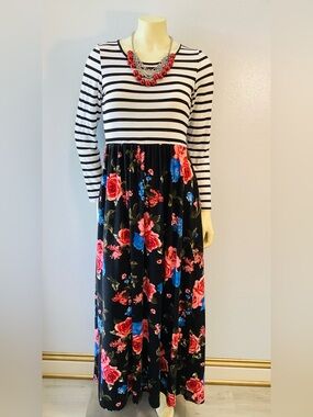 Striped Top Floral Maxi Dress in Black and White